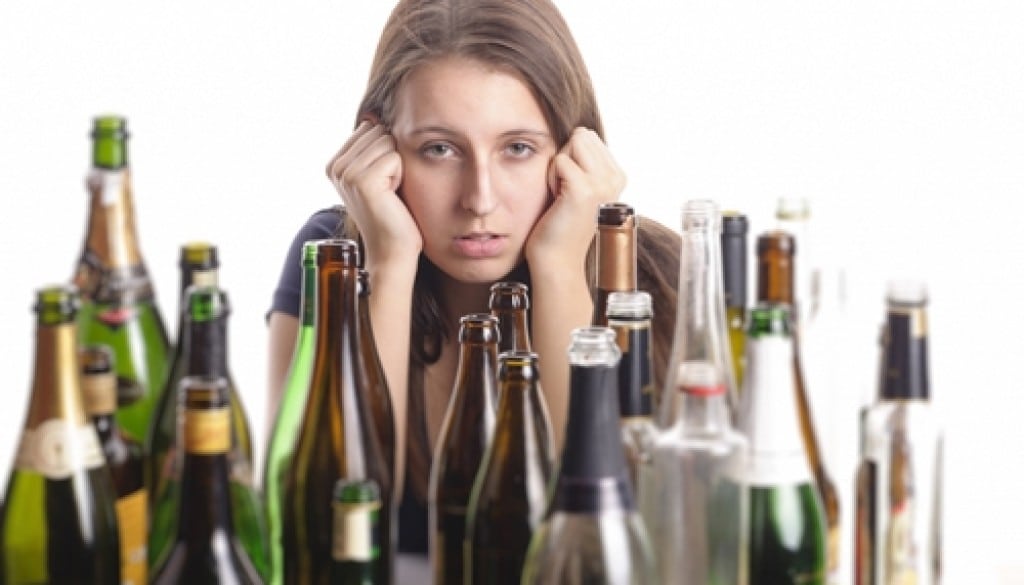 Алкогольный бред при хроническом приеме спиртных напитков